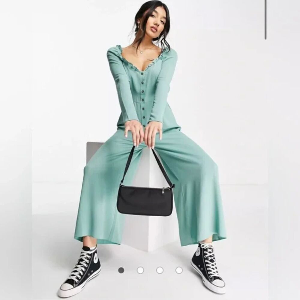 NWT ASOS Mint Green Button Front Ruffle Square Neck Straight Leg Jumpsuit size 4